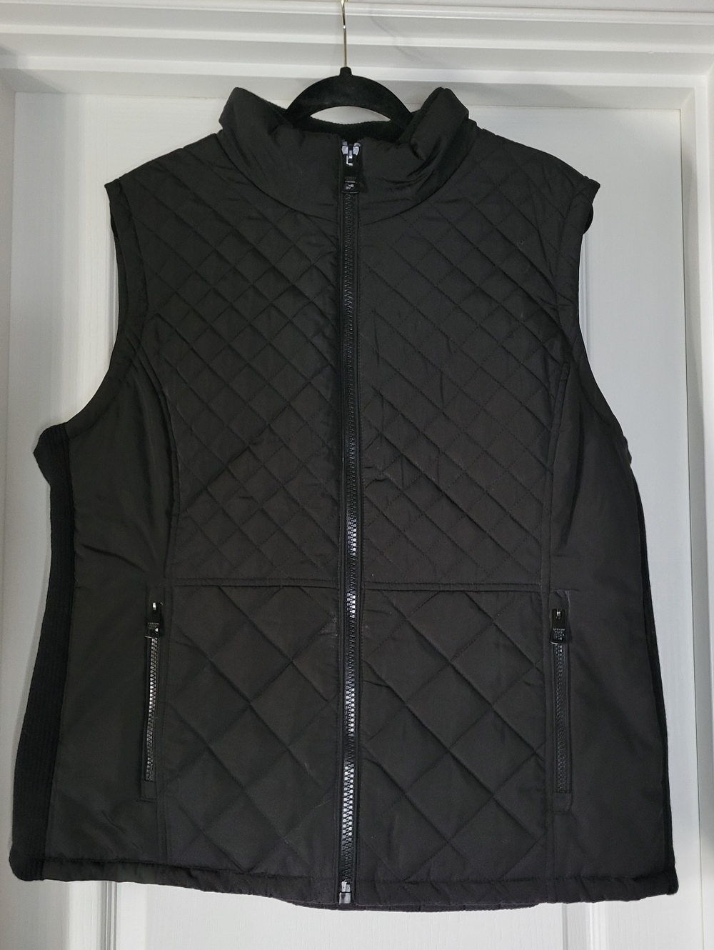 ANDREW MARC | Men's Quilted Sleeveless Zip Front Vest - Black